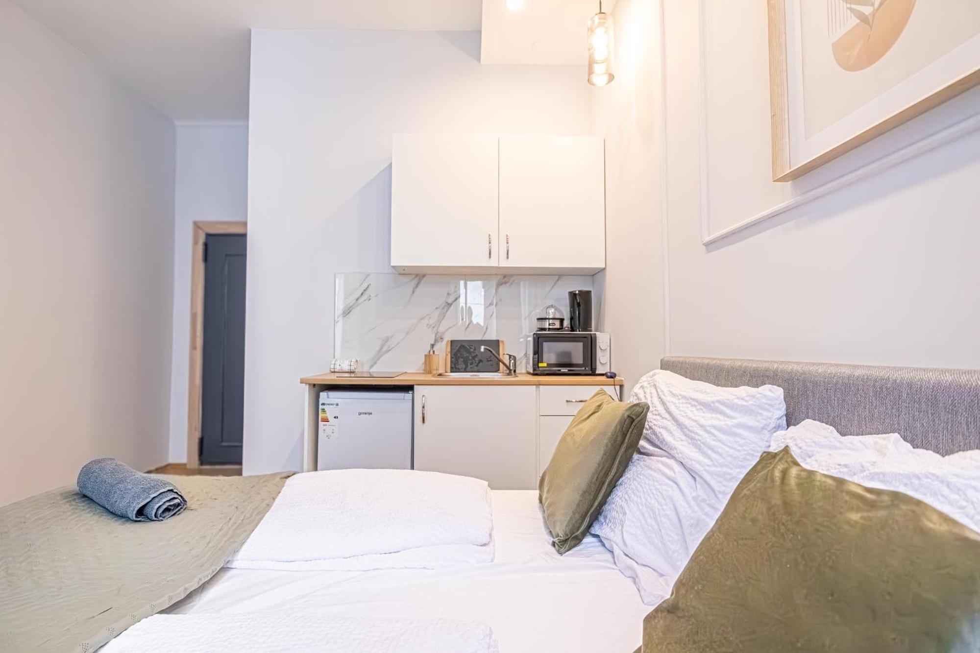 Spacious Shared Apartment Schoenbrunn Виена Екстериор снимка