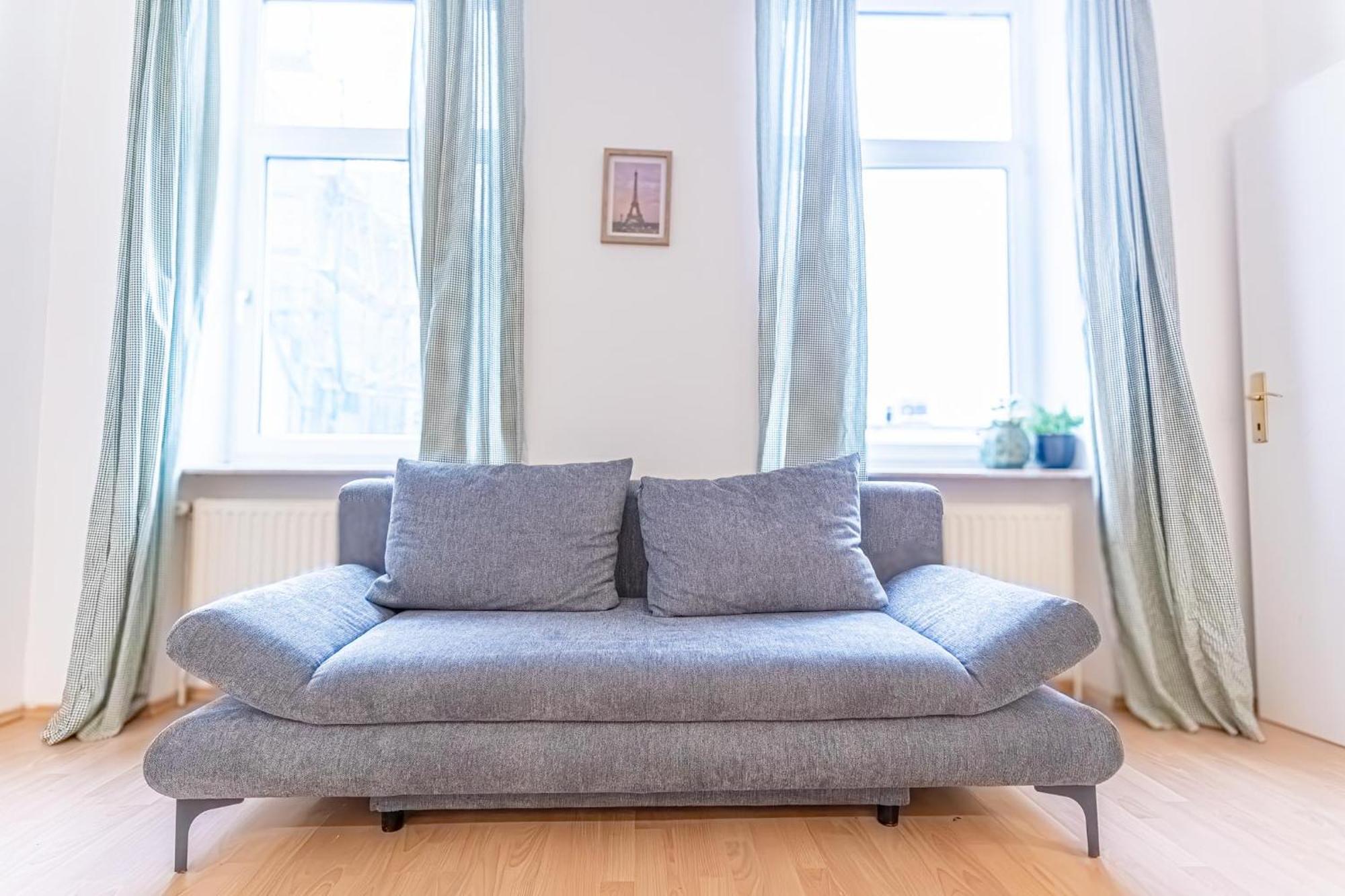 Spacious Shared Apartment Schoenbrunn Виена Екстериор снимка