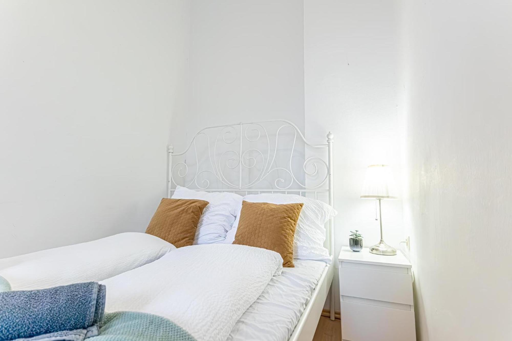 Spacious Shared Apartment Schoenbrunn Виена Екстериор снимка
