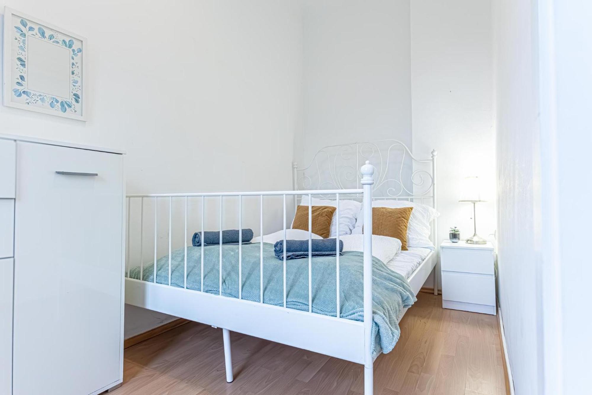 Spacious Shared Apartment Schoenbrunn Виена Екстериор снимка